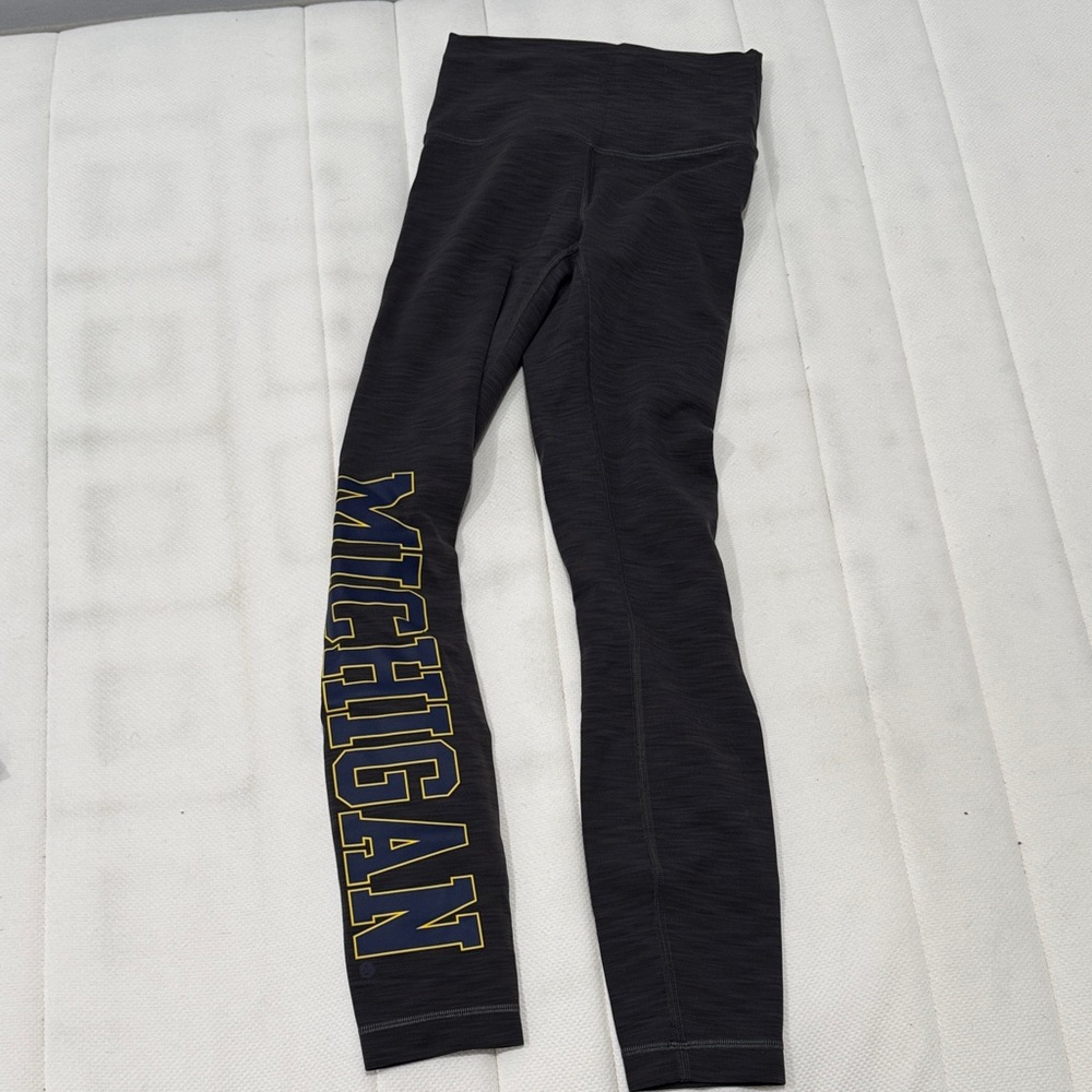LuluLemon Michigan Leggings